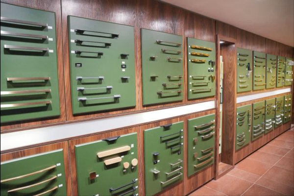 عکس بهترین یراق فروشی در قزوین