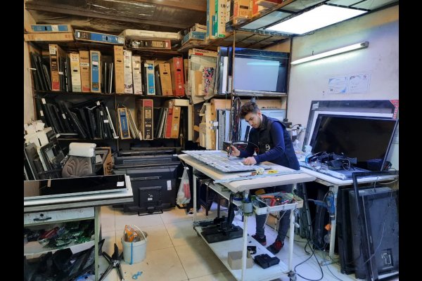 عکس نمایندگی تعمیرات تلویزیون شفیعی قزوین